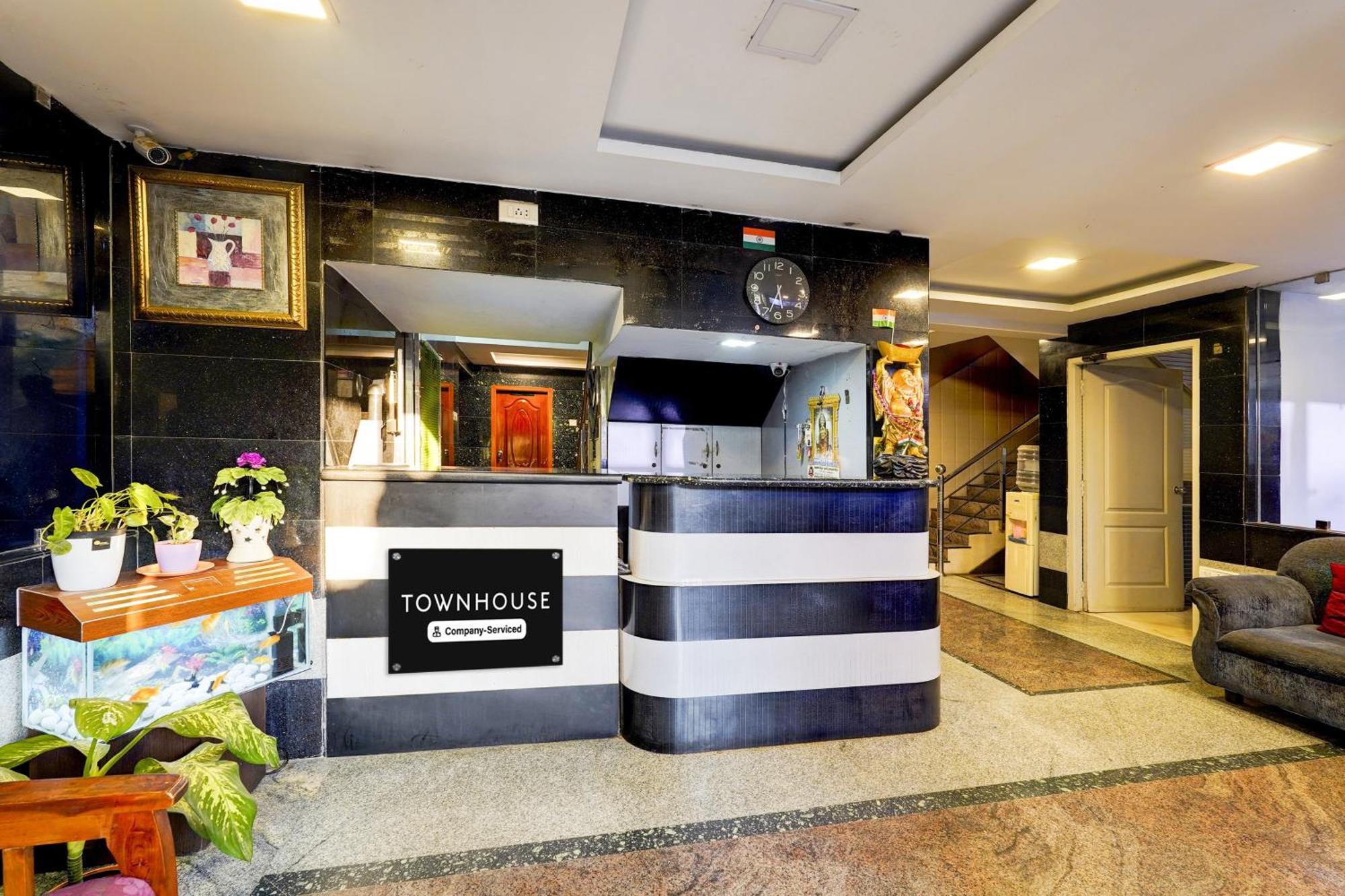 Townhouse Balaji Dental College Pallikarani Formerly Orchid Sankrish *